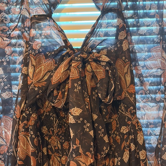 Beautiful ankle length dress in brown/black pumpkin colors with floral print. - Picture 4 of 16